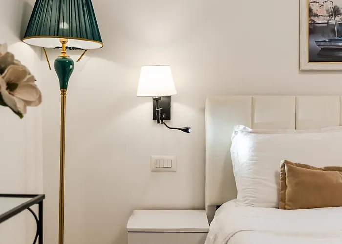 Leo's View By Pikhost Tirana